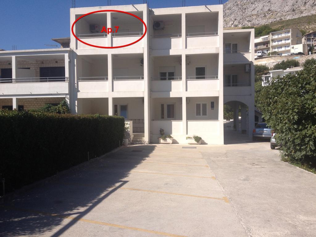 אומיס Apartments Ante מראה חיצוני תמונה
